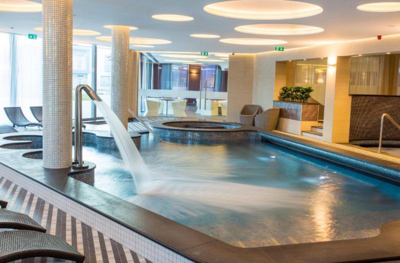 Lazy Sunday, Aura Hotel Balatonfüred